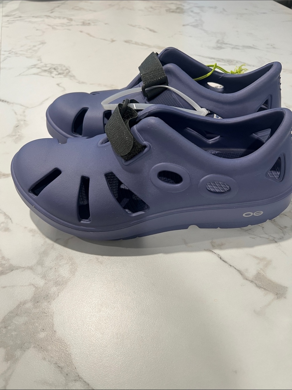 OOFOS Purple Slip-On Sport Sandals with Black Strap